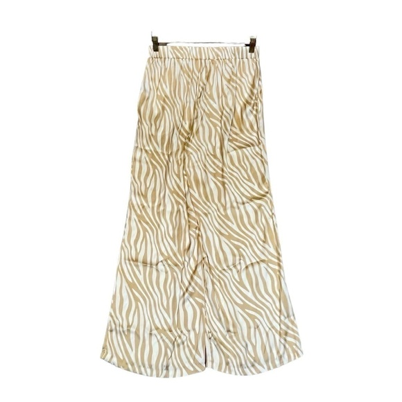 Happily Grey Dilky Zebra Print Wide Leg Trouser. Beige and White. Large NWT - Picture 4 of 8
